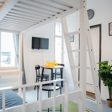Shabby Chic Plus Self Checkin Plus Free Street Parking Берлин Екстериор снимка