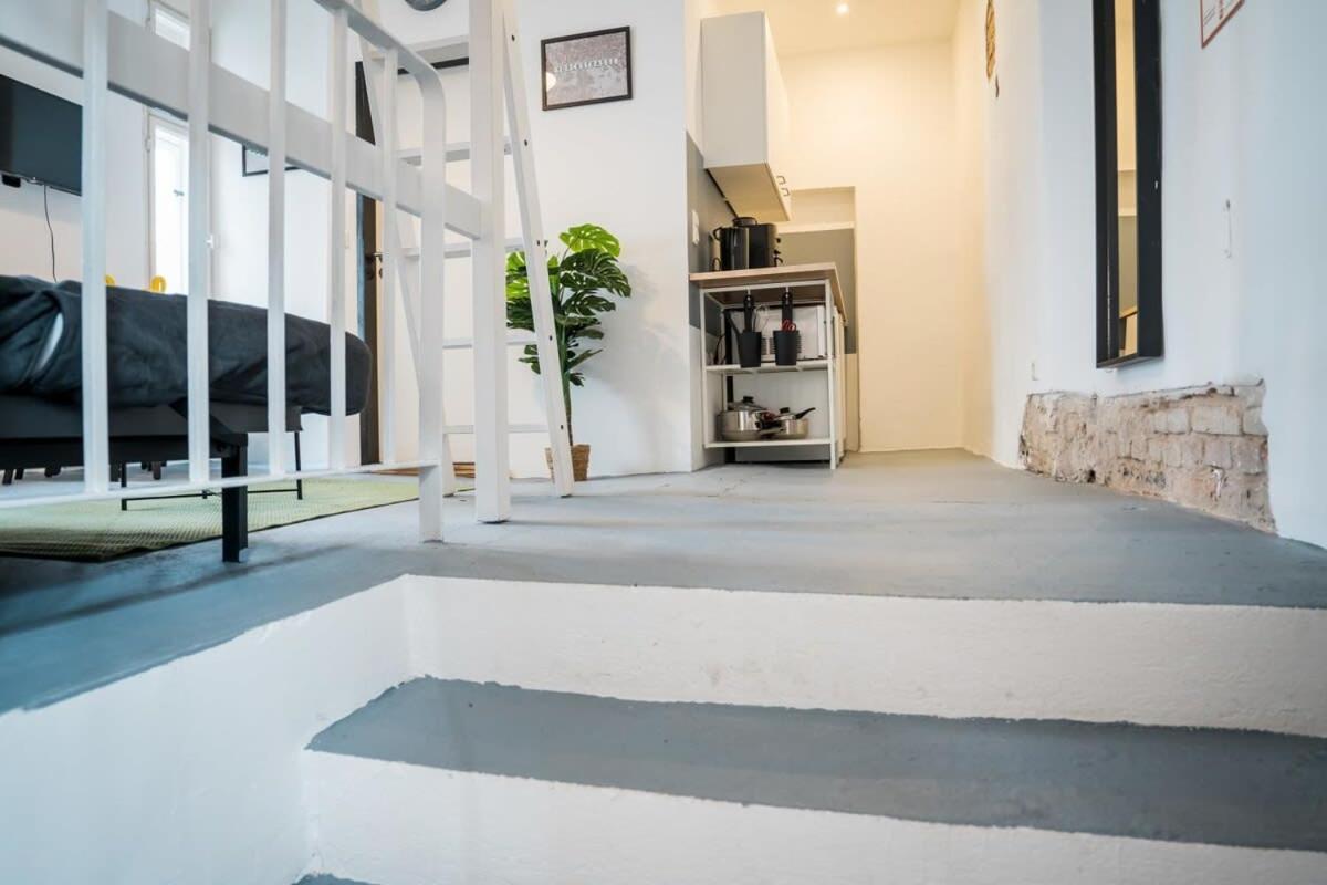 Shabby Chic Plus Self Checkin Plus Free Street Parking Берлин Екстериор снимка